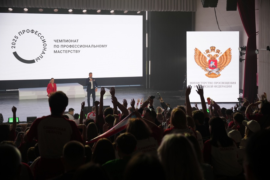 Дмитрий Чернышенко: В Нижнем Новгороде подвели итоги финала чемпионата «Профессионалы» по креативным индустриям и ИТ
